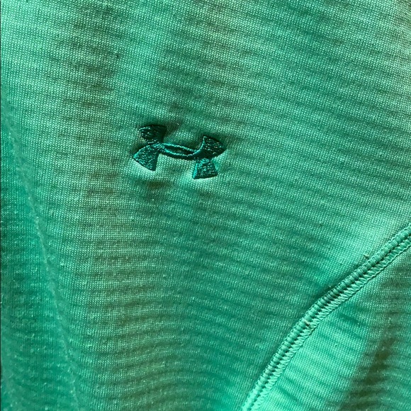 Under Armour quarter zip top - Picture 2 of 5